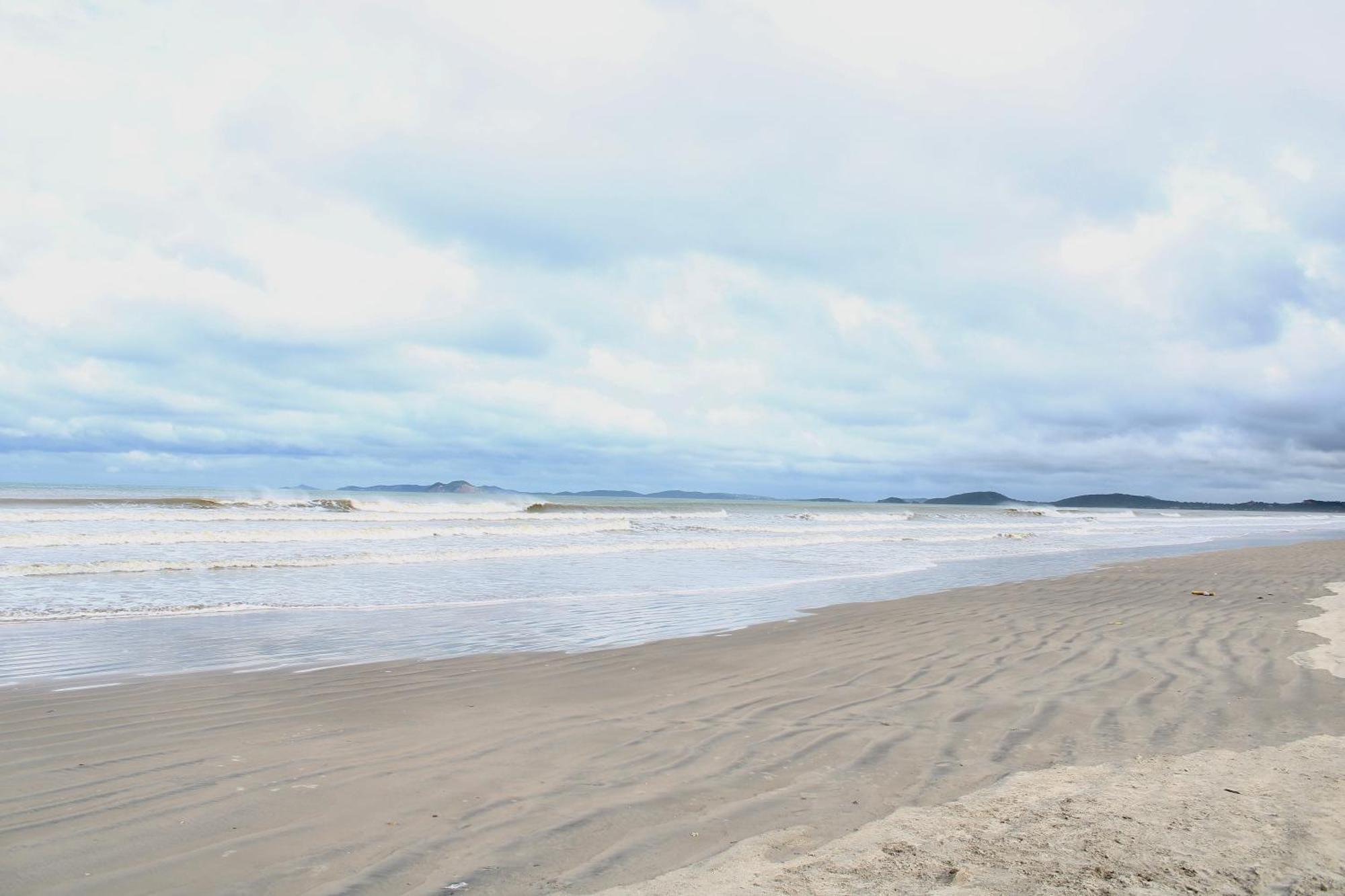 Pousada Recanto Beach House - Cabo Frio - Rj- Unamar- Cond Florestinha - 1 Min A Pe Da Praia Tamoios Buitenkant foto